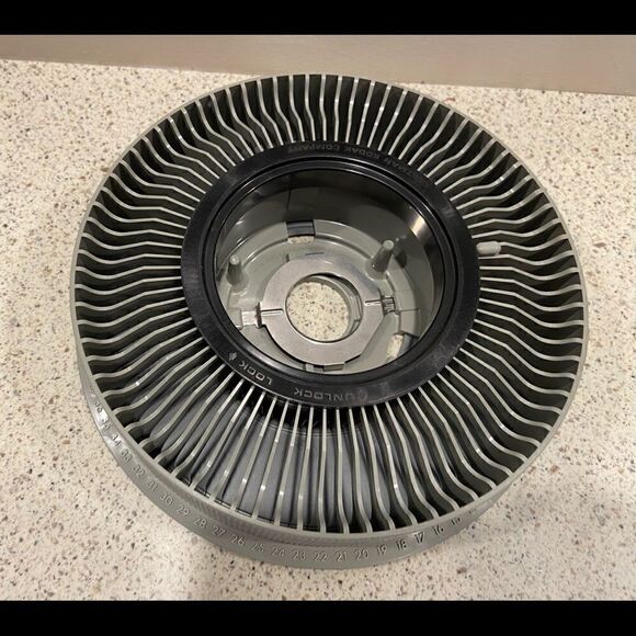 VTG Kodak Carousel TransvuE 80 Slide Tray - Picture 10 of 13